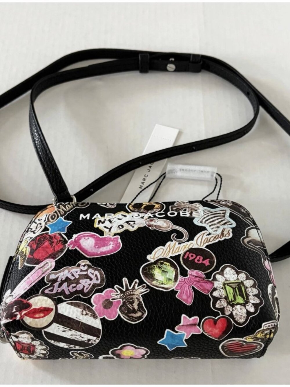 New Marc Jacobs Small Crossbody Pebble Leather Graphic Sticker Print Black Multi - Picture 6 of 6